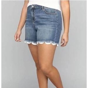 Lane Bryant Mid Rise Dark Wash Girlfriend Scalloped Lace Hem Denim Shorts 16
